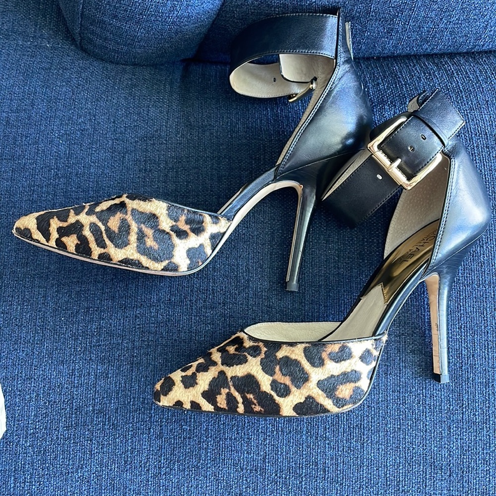 Michael Kors Brinkley with Leopard Hair and Leather Back and Ankle Strap. - Picture 3 of 7